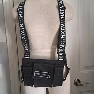 HXTN Supply Urban Chest bag pouch unisex lightweight tough minimalist travel